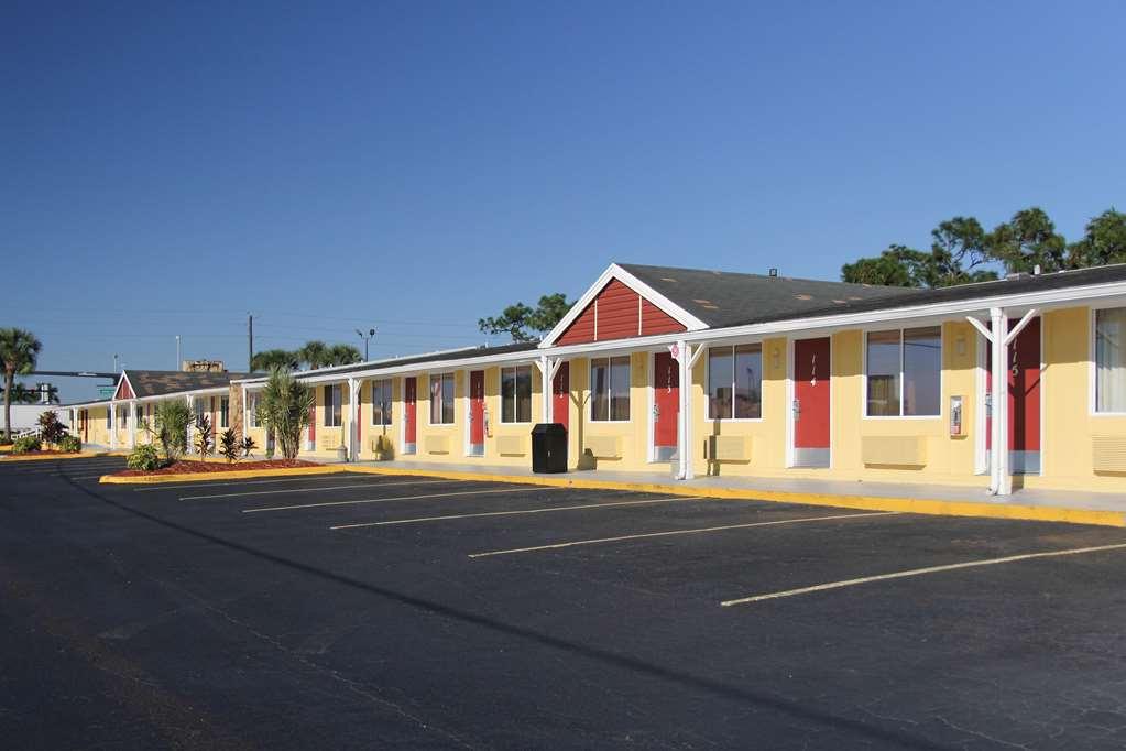 Knights Inn Punta Gorda Exterior foto