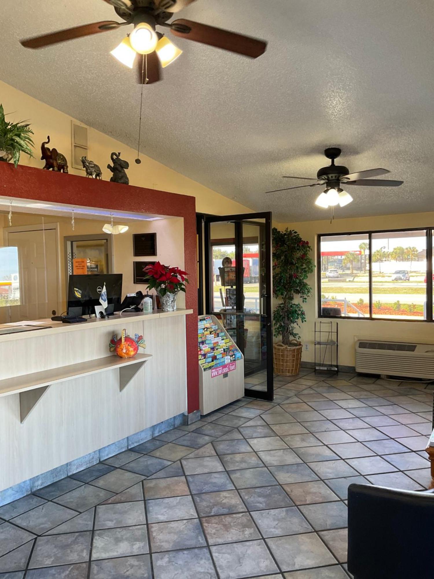 Knights Inn Punta Gorda Exterior foto